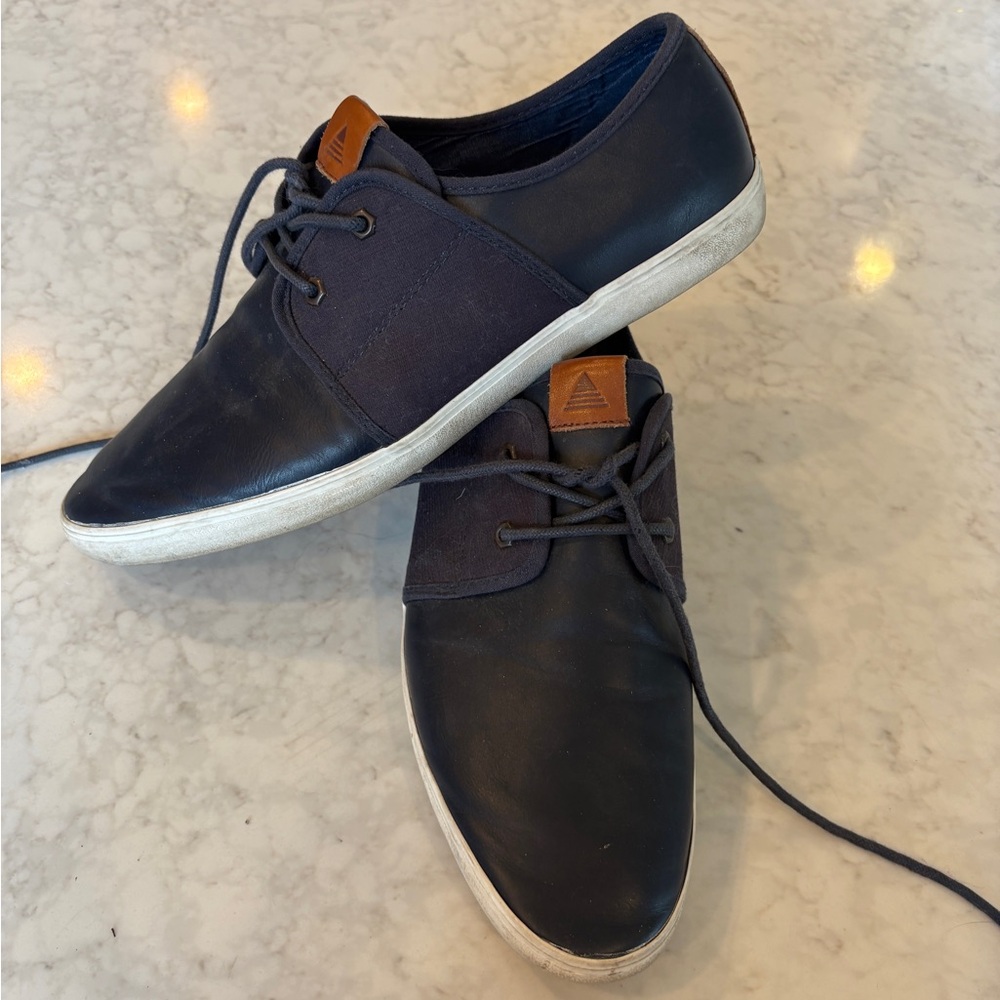 Men's Navy Casual Shoes